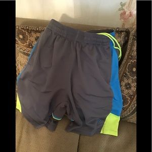 Energy zone Sports shorts size medium men’s boys